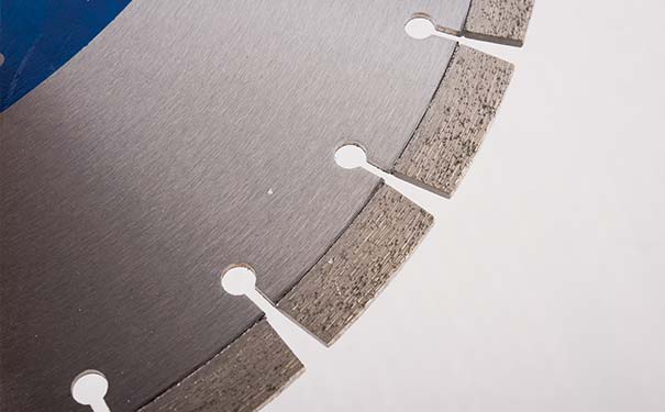 馬路切割機(jī)鋸片哪個(gè)廠家的鋸片好 性價(jià)比高？