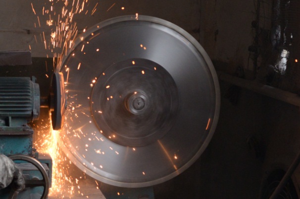 注意！石材專(zhuān)用鋸片沒(méi)有進(jìn)行這些規(guī)范操作將增加成本！