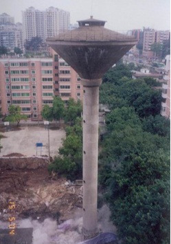 江蘇混凝土水塔機(jī)械拆除：