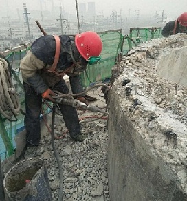 吉林水泥煙囪人工拆除開片施工組織方案