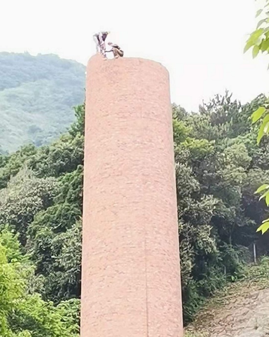 長沙磚煙囪拆除公司選取合適的拆除方法！