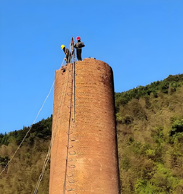 煙囪拆除專業(yè)方案才是安全高效的關(guān)鍵！