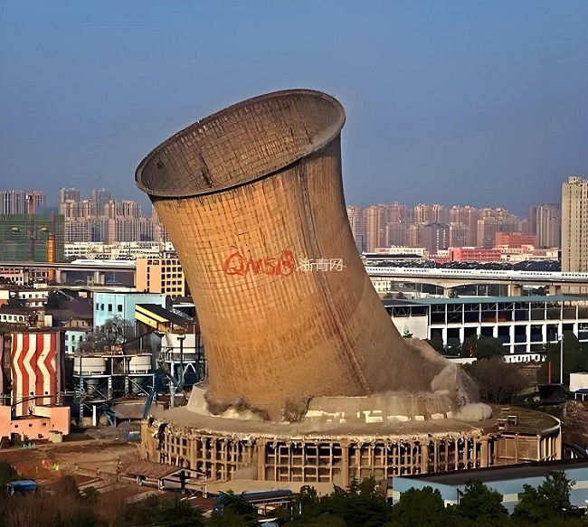 呼和浩特電廠冷卻塔拆除安全規(guī)范與技術(shù)關(guān)鍵要點(diǎn)